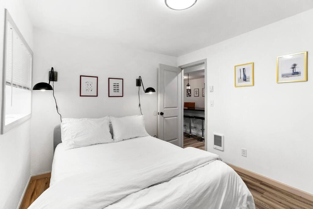 Hillside In Seattle - Updated And Well Appointed. 외부 사진
